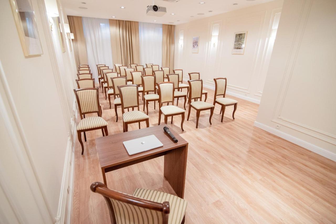 W Sercu Krakowa Aparthotel Kültér fotó